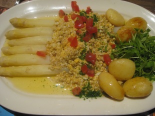 White asparagus, flemish way with a boiled egg and butter mousseline